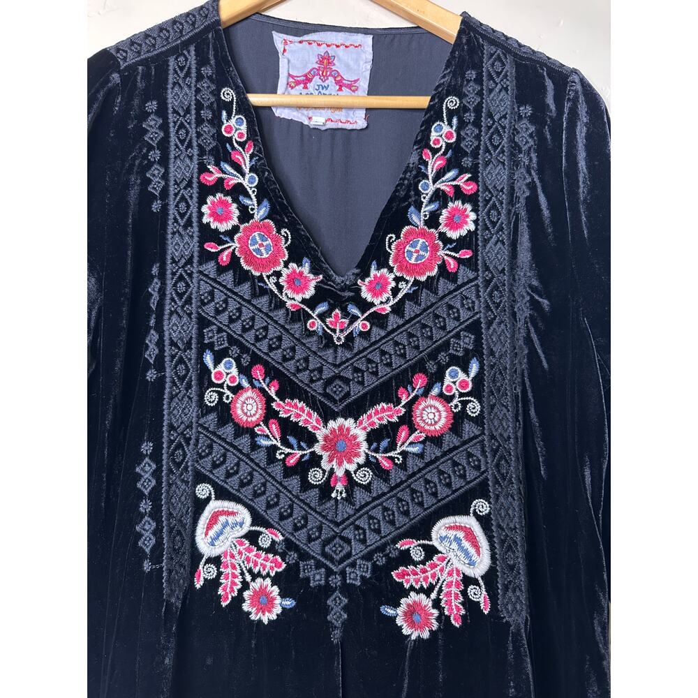 Johnny Was Landon Black Velvet Silk Blend Tunic Floral Embroidery LARGE - Picture 4 of 6